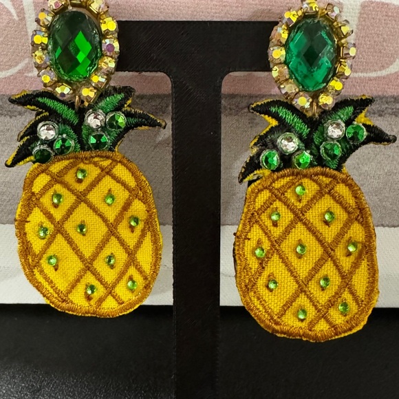 Handmade Pineapple Earrings Embroidered Yellow Green Crystal Statement Dangles - Picture 2 of 3